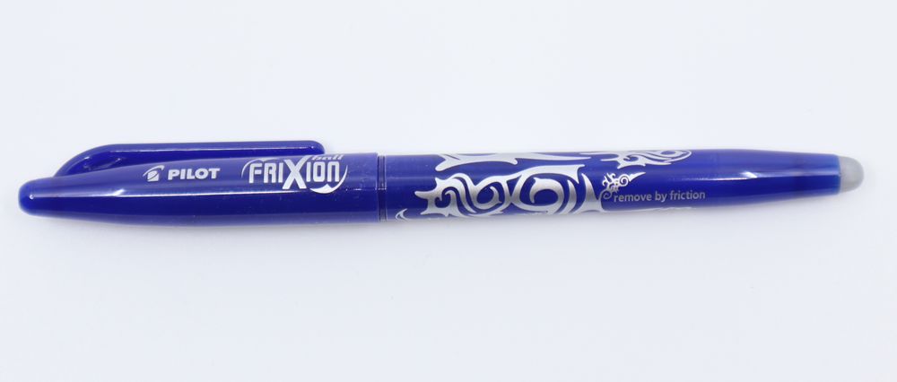Guličkové gumovateľné pero (dá sa vygumovať) FriXion