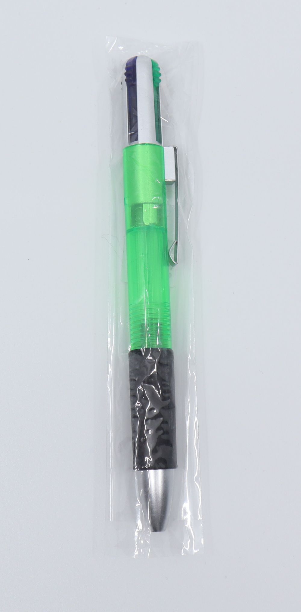 Jednorázové pero štvorfarebné